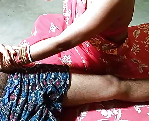 Babu Ji Ne Malish Ke Baad Bahu Ko Tempt Kare Tabadtod Choda, Hindi Conversing Pornography